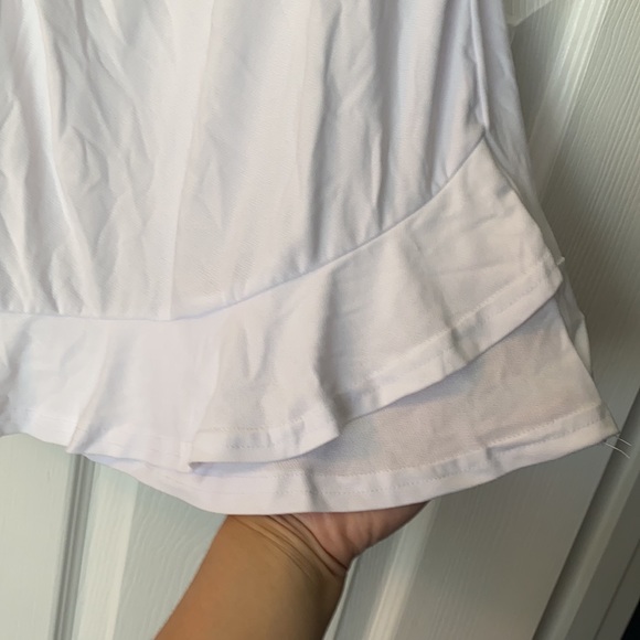 BNWT White Off the Shoulder Top - Picture 4 of 13